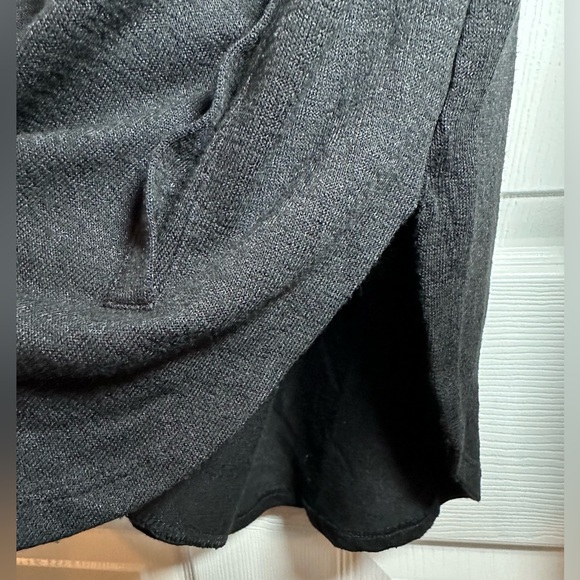 Banana Republic Luxespun Hoodie Women’s SM Black   V-Neck Pockets Soft Pullover - Picture 14 of 14